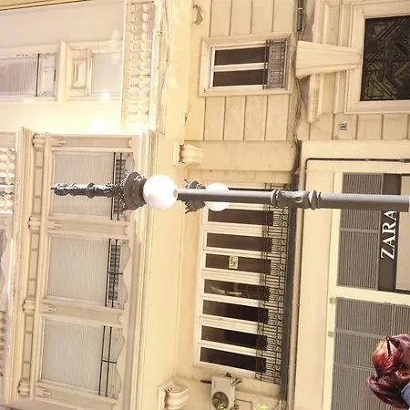 לינה וארוחת בוקר Propia 2*