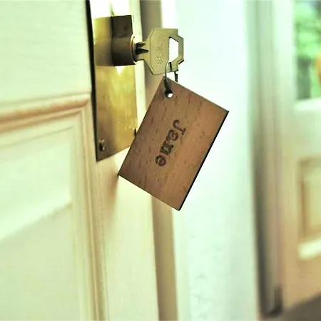 Propia לינה וארוחת בוקר 2*