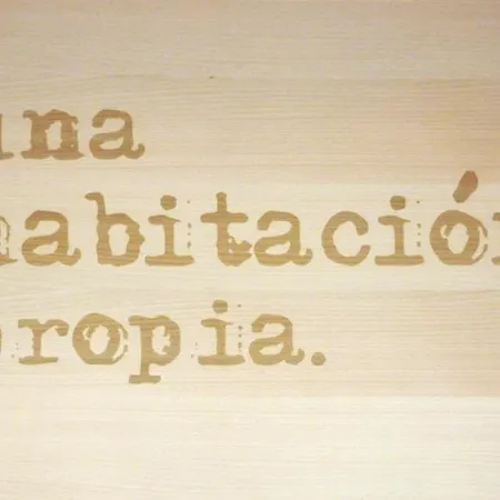 לינה וארוחת בוקר Propia ולנסיה