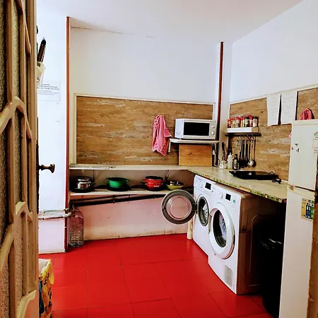 Propia לינה וארוחת בוקר